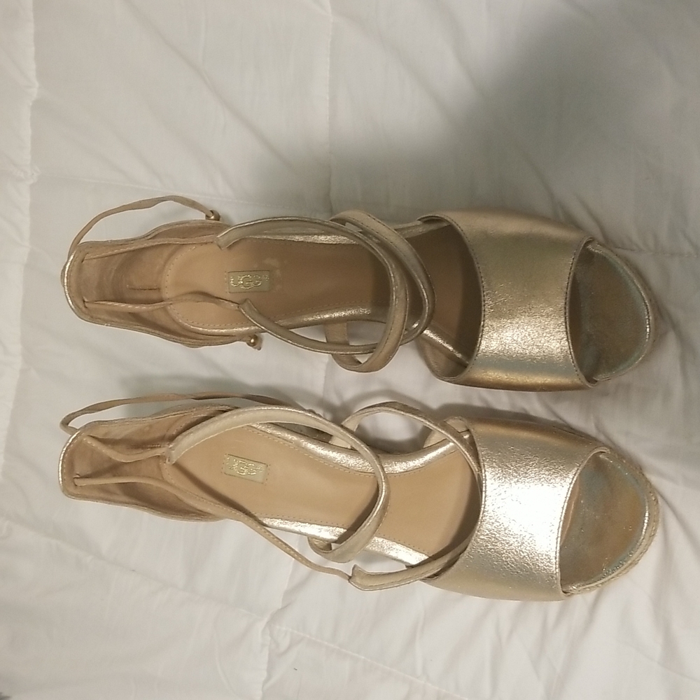 Ugg wedge sandals/espadrilles